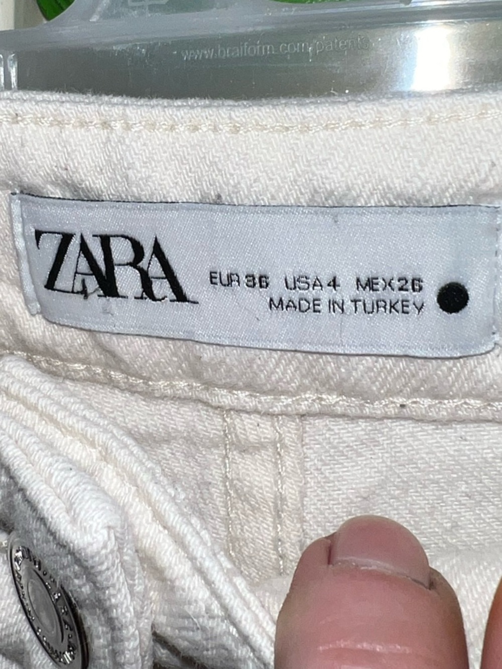 Zara Alma Wide Leg Ivory High Rise Casual Ankle Frayed Raw Hem Jeans Size 4 - Picture 8 of 8